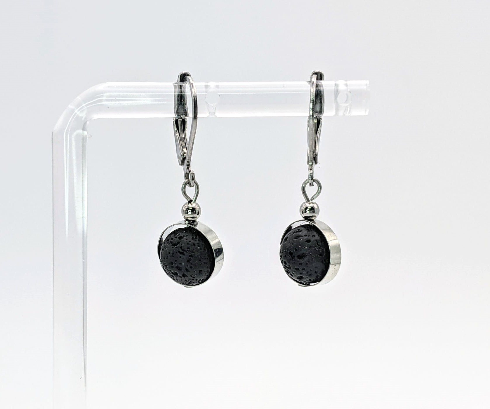 Boucles d'oreilles pendantes - pierre de lave (GL-AM 23-05-33)