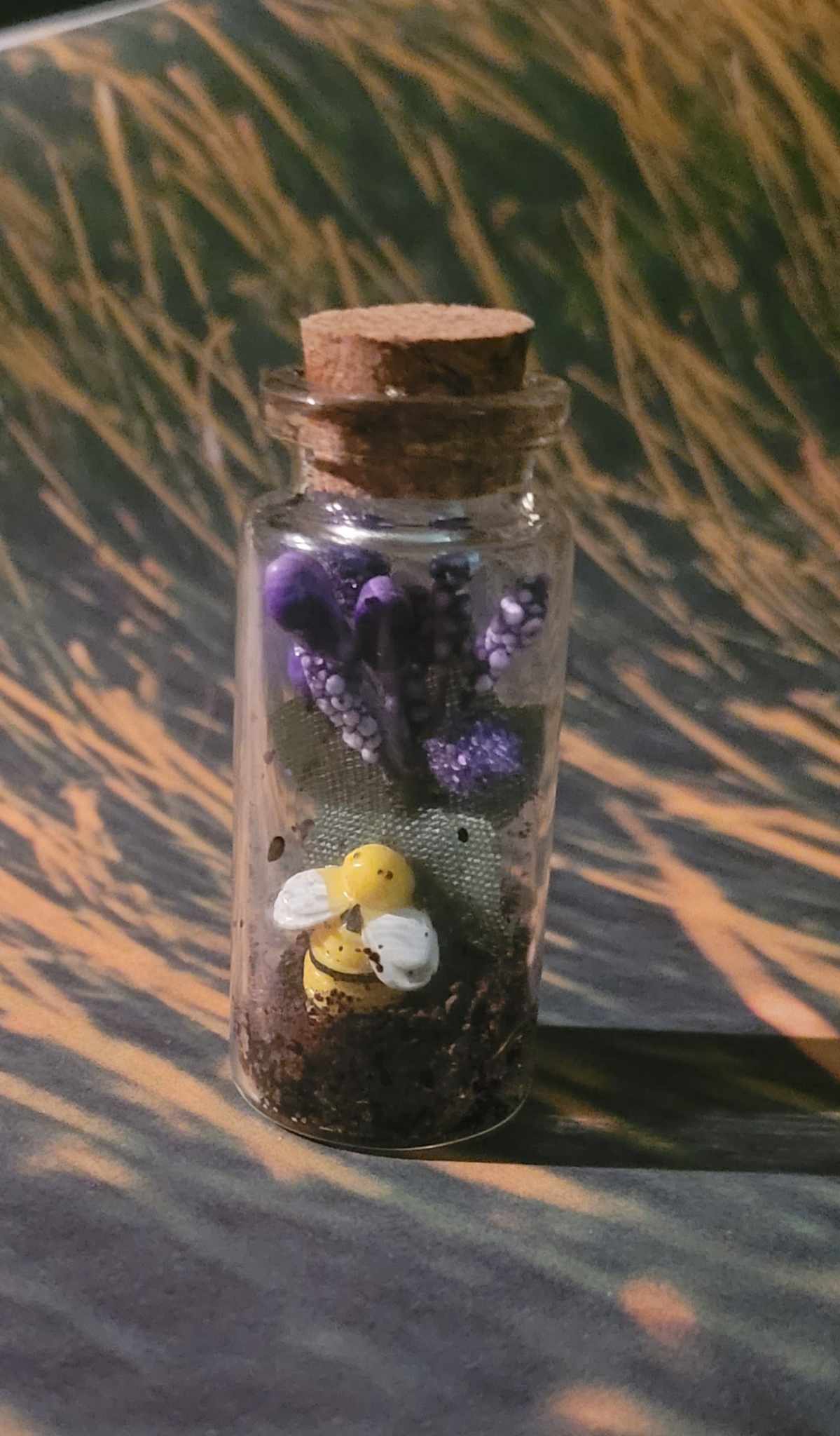 fleur et abeille