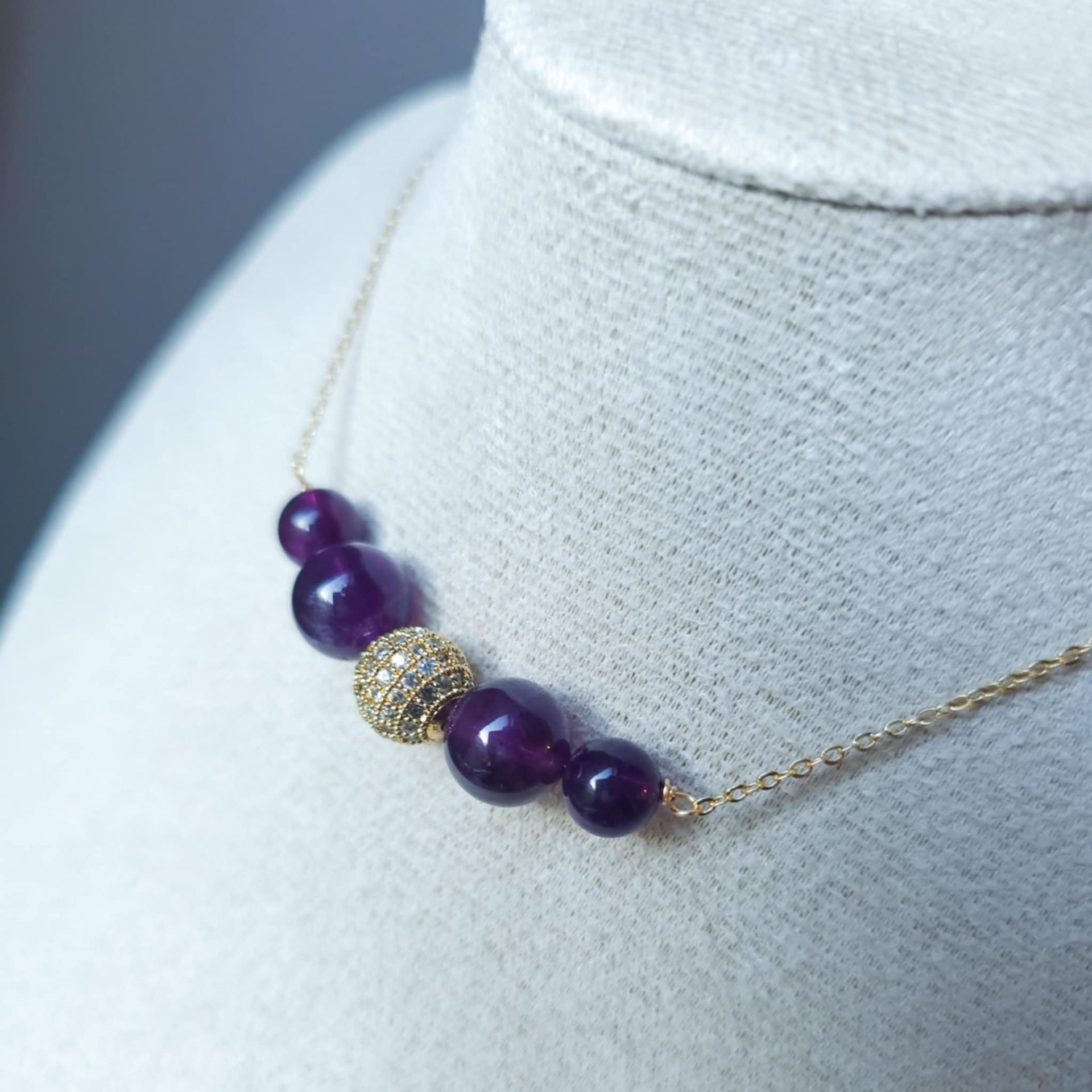 Collier en améthyste