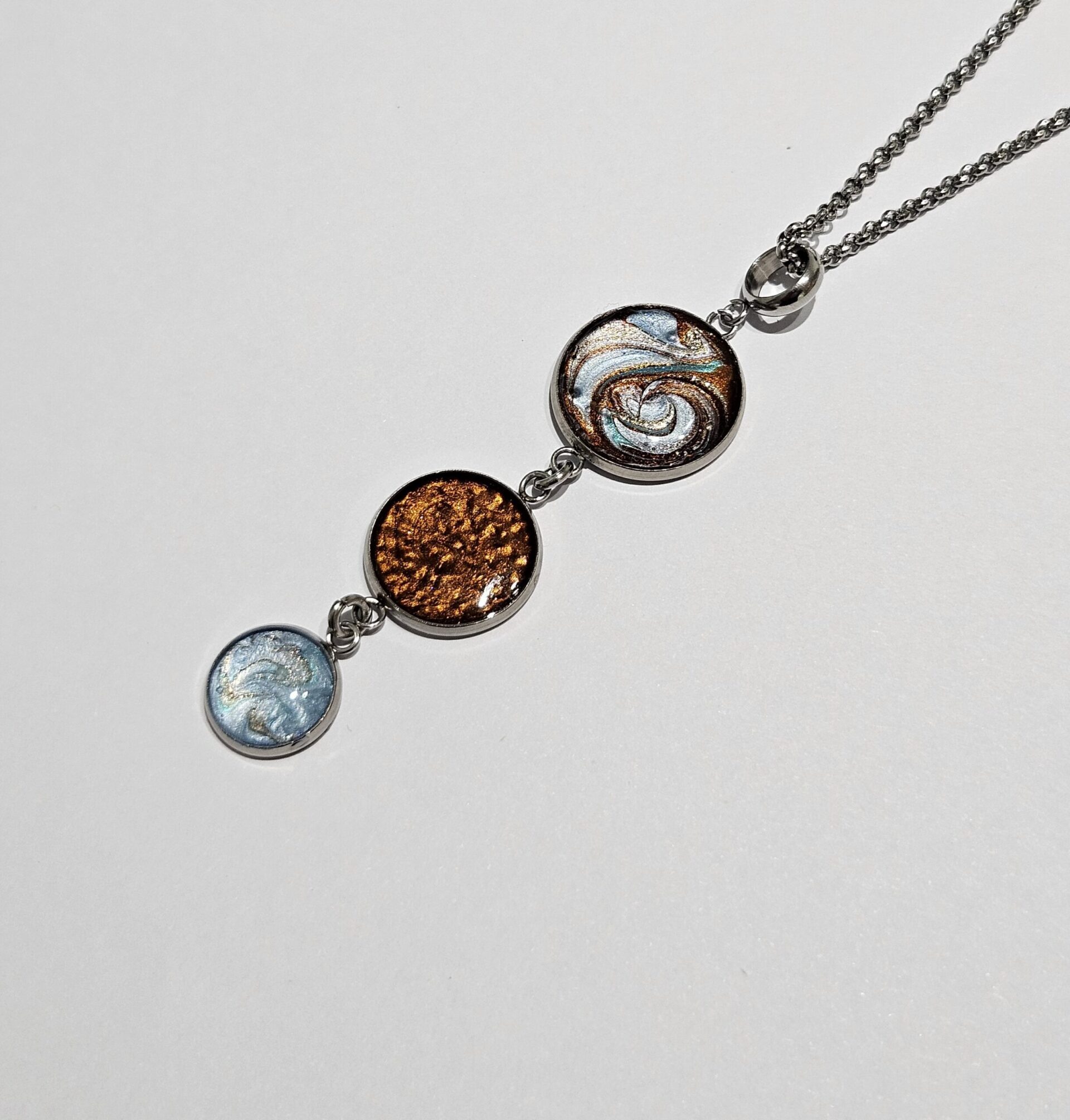 Globe collier