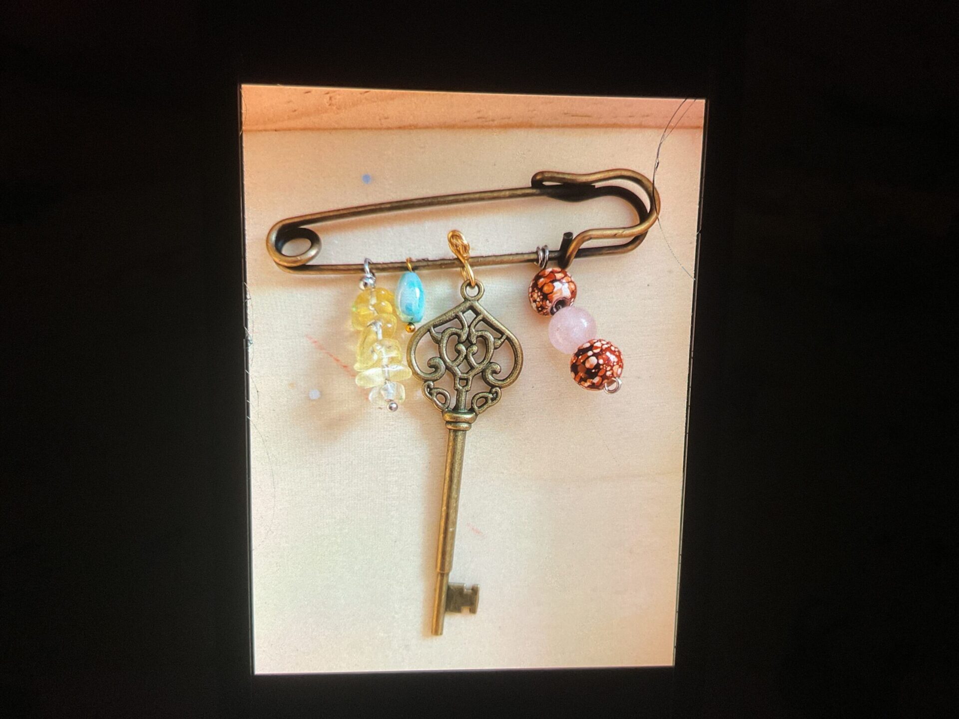 Broche