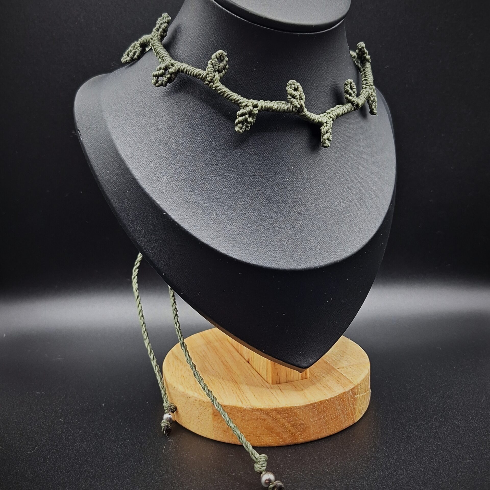 Choker Feuilles Vertes